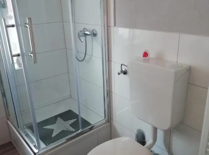 Zur Post ホテル 3*